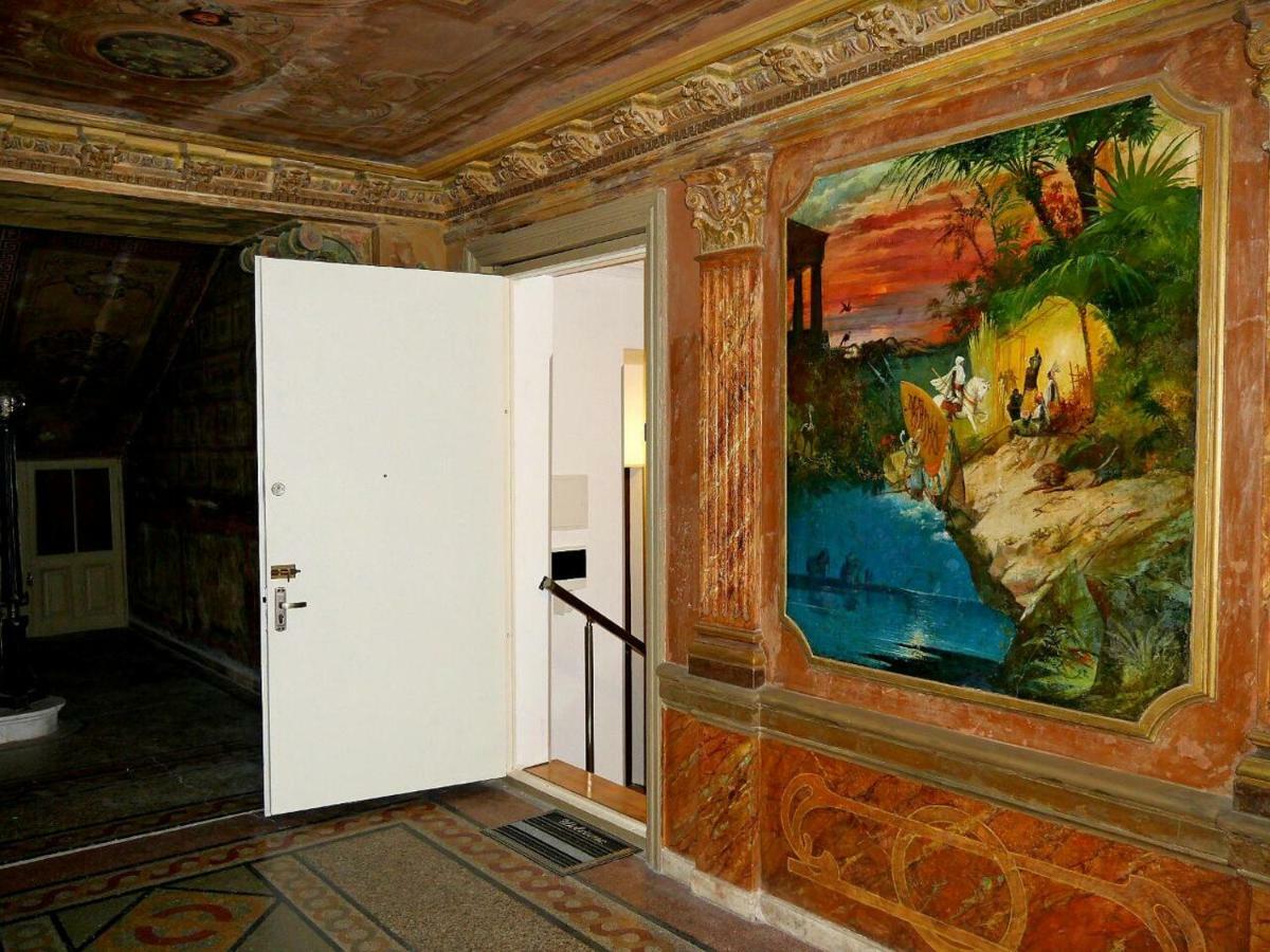 Old - Gold Gala Tbilisi Exterior foto